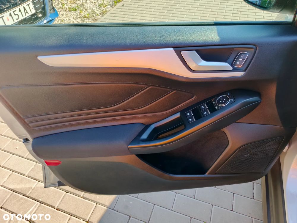 Ford Focus 1.0 EcoBoost Platinium X ASS PowerShift - 31