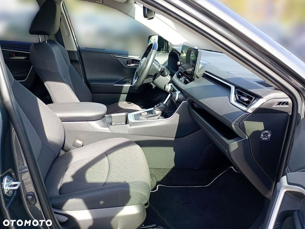 Toyota RAV4 - 26