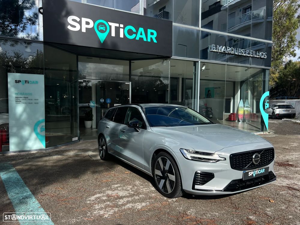 Volvo V60 2.0 T6 AWD TE Plus Dark - 3