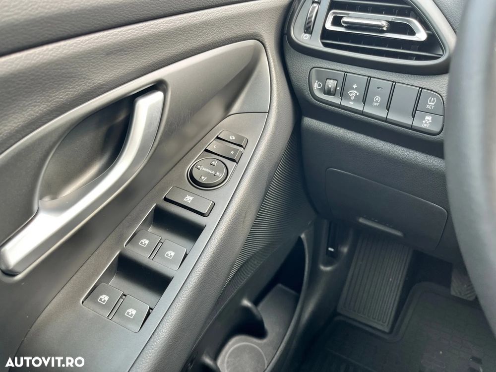 Hyundai i30 - 22