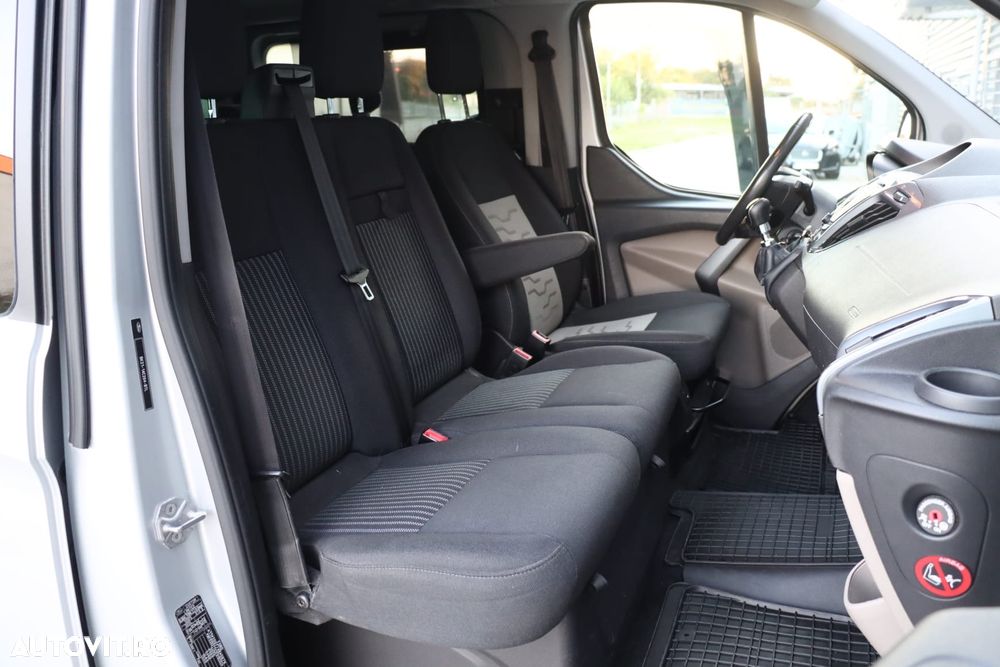 Ford Tourneo Custom 320 L2H1 VA Shuttle Titanium X - 9