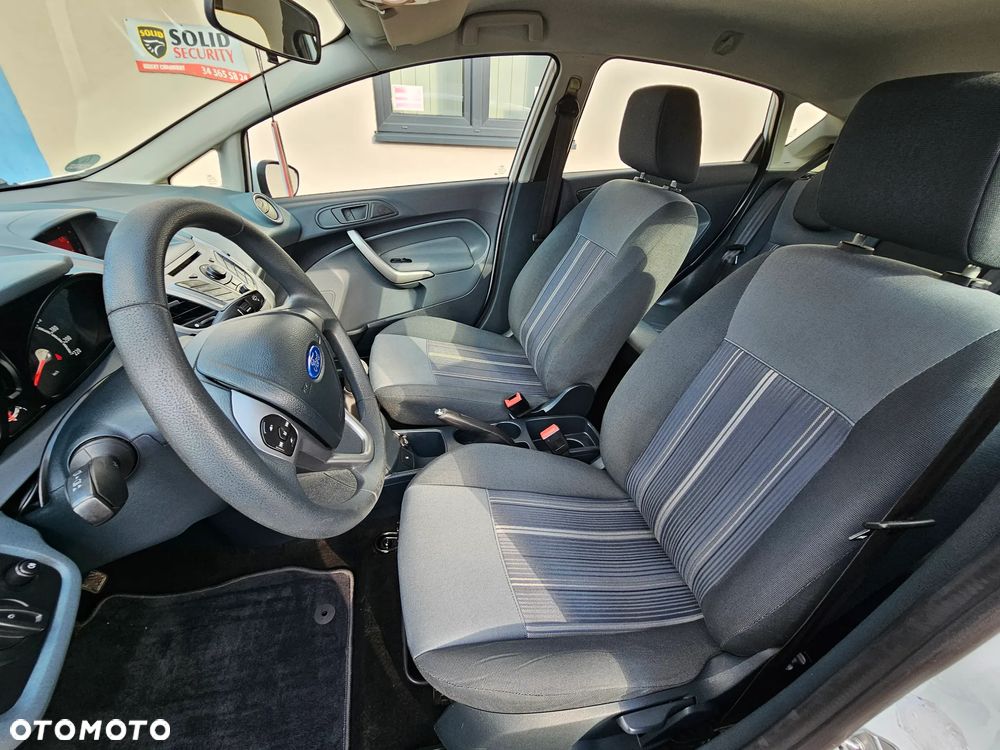Ford Fiesta 1.25 Trend - 6