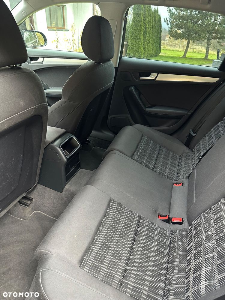 Audi A4 Avant 2.0 TDI - 15