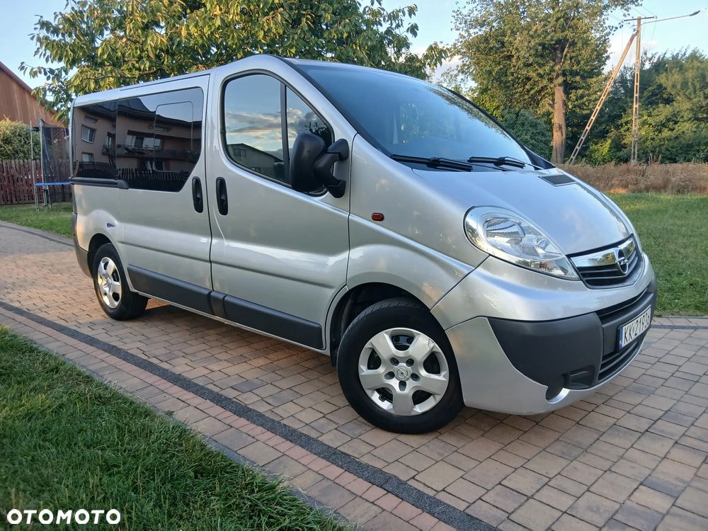 Opel VIVARO - 2