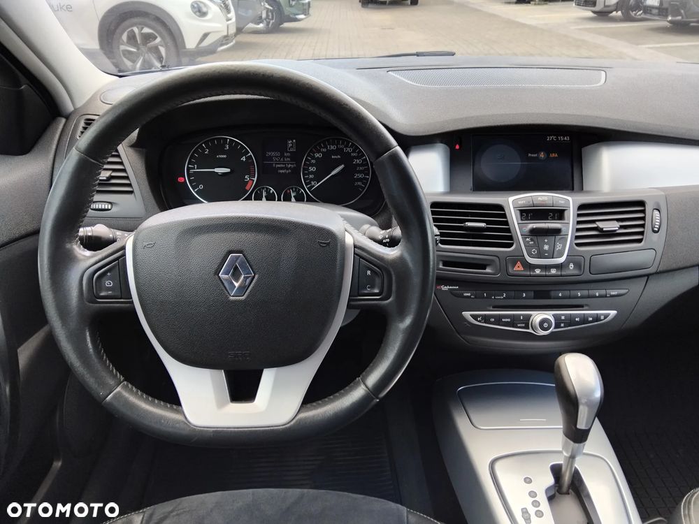 Renault Laguna 2.0 DCi FAP Initiale - 7