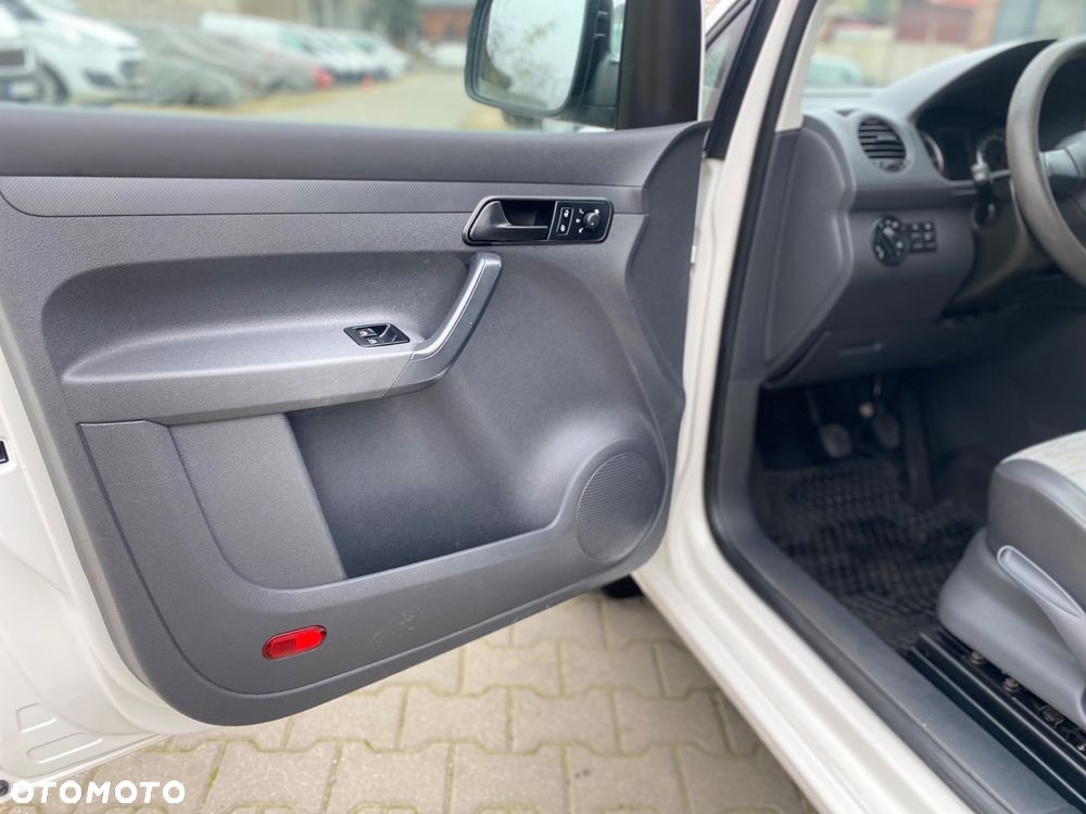 Volkswagen CADDY - 11