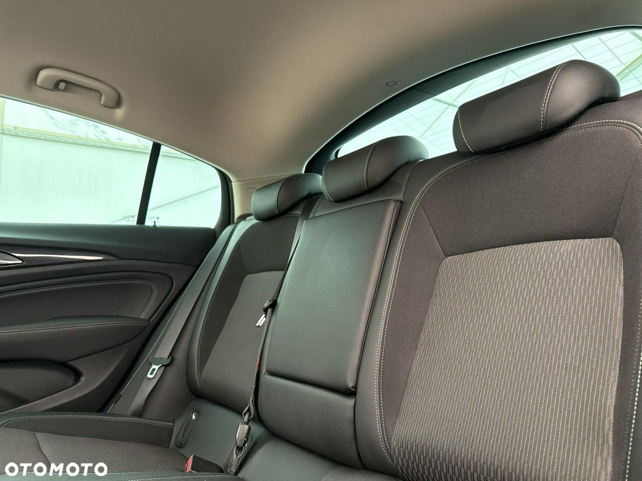 Opel Insignia - 18