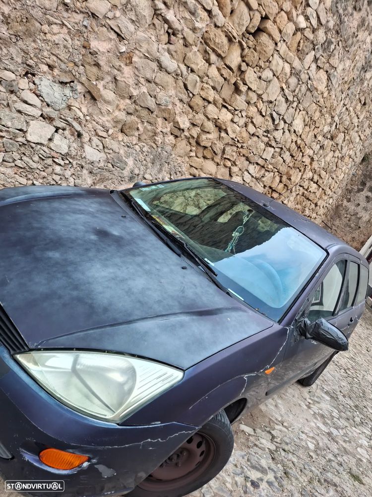 Ford Focus 1.4 Ambiente - 3