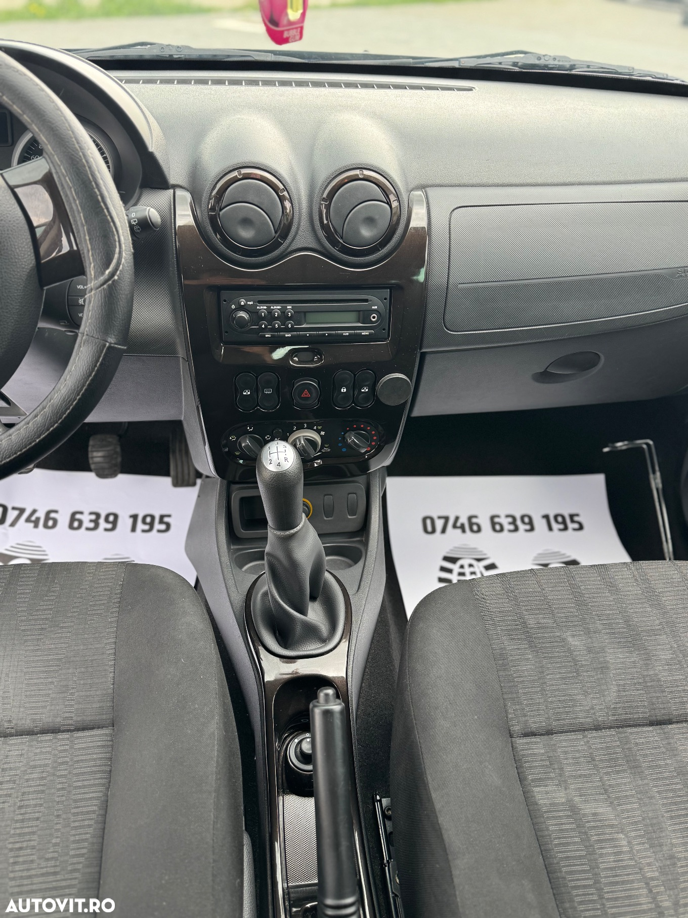 Dacia Duster 1.5 dCi 4x2 Laureate - 11