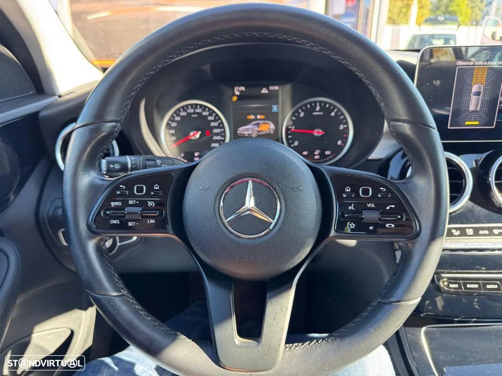 Mercedes-Benz C 200 - 37