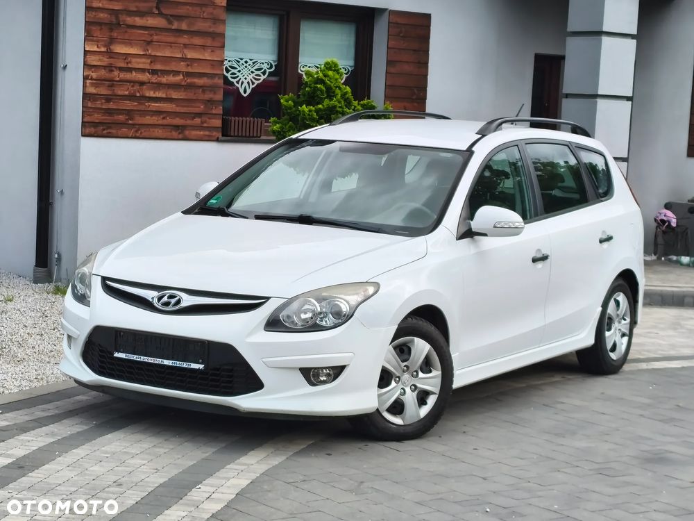Hyundai i30 1.6 CRDi Classic + - 9
