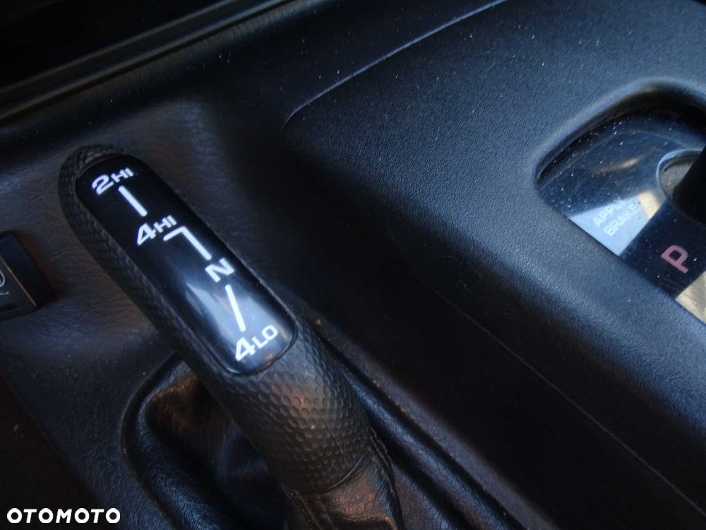 Jeep Cherokee - 7