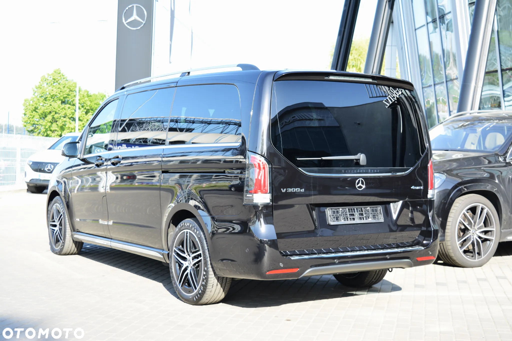 Mercedes-Benz Klasa V 300 d 4-Matic Avantgarde 9G-Tronic (d³ugi) - 7