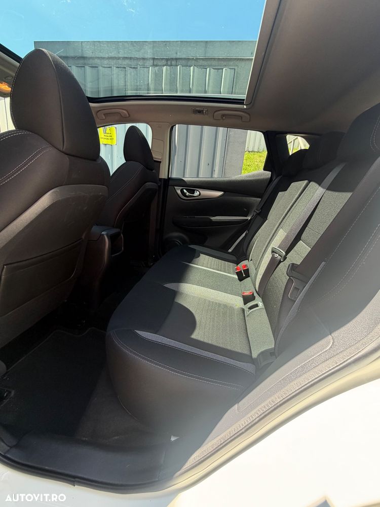 Nissan Qashqai 1.2 DIG-T Start/Stop N-Connecta - 8