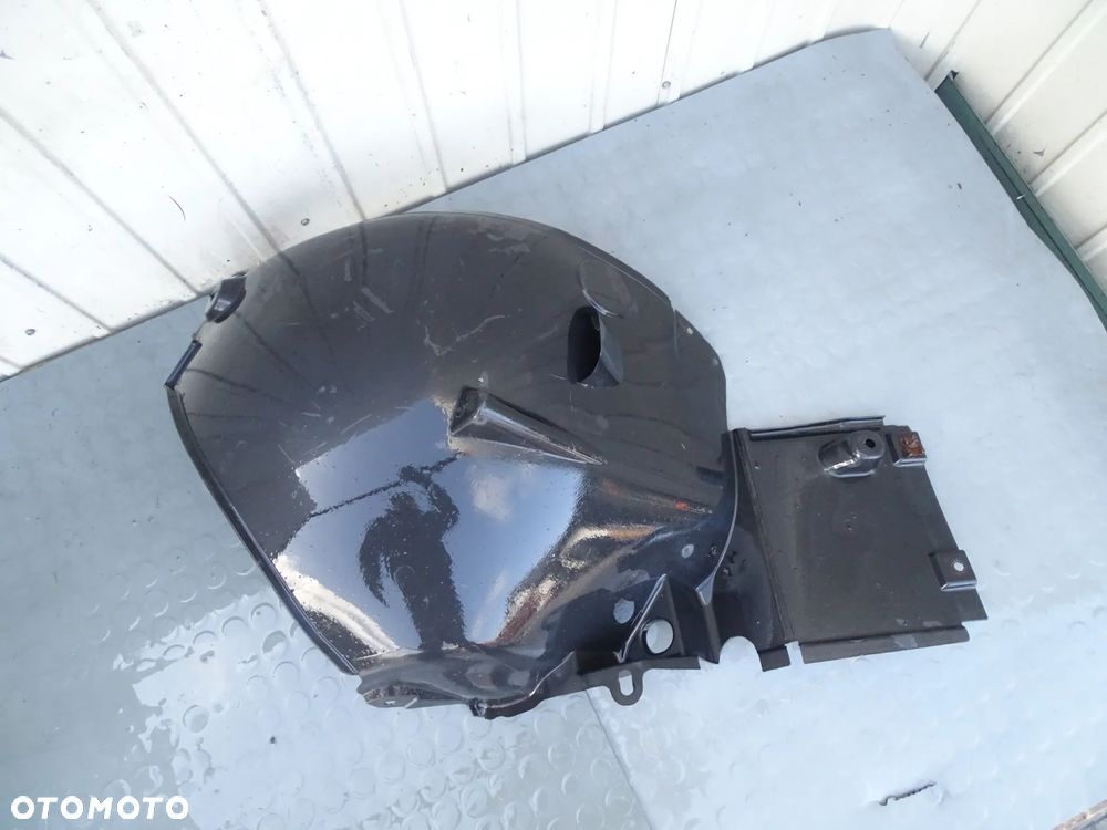 MB S W221 Nadkole prawe przod tylnia czesc 2216900630