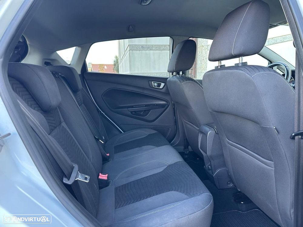 Ford Fiesta 1.0 T EcoBoost Titanium - 14