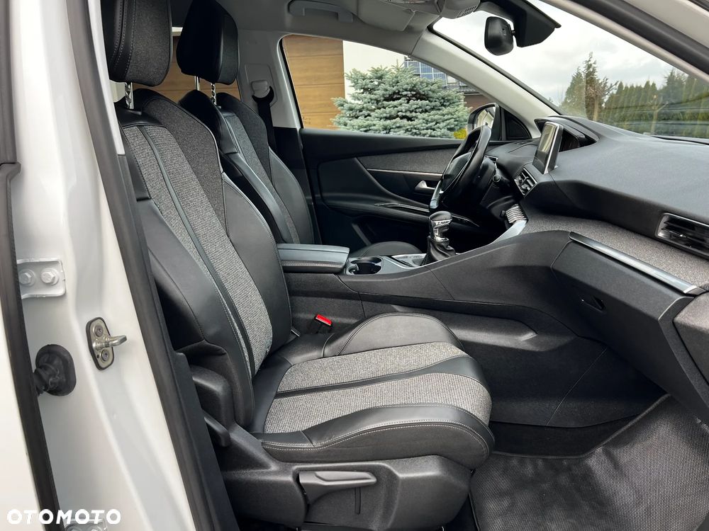 Peugeot 3008 BlueHDi 130 Stop & Start Allure Business-Paket - 35