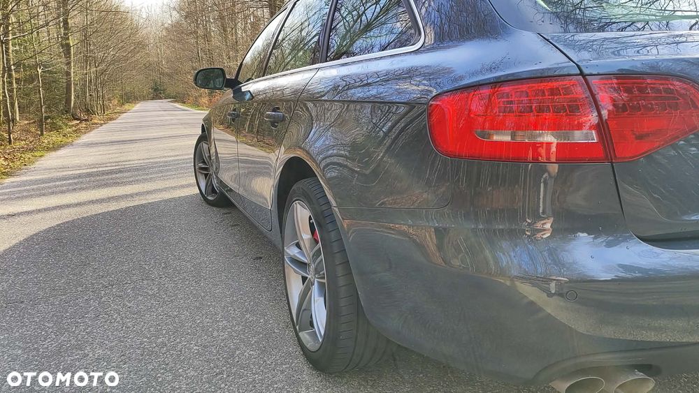 Audi A4 Avant 2.0 TDI - 10