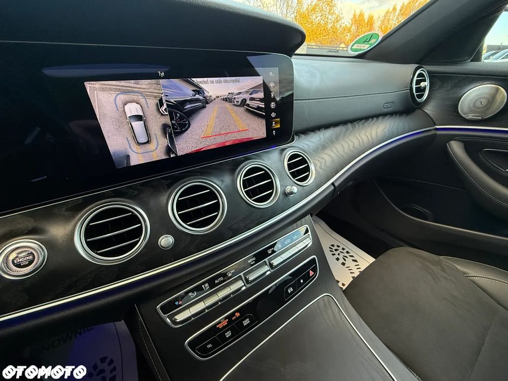 Mercedes-Benz Klasa E 300 de PHEV 4-Matic AMG 9G-Tronic - 38