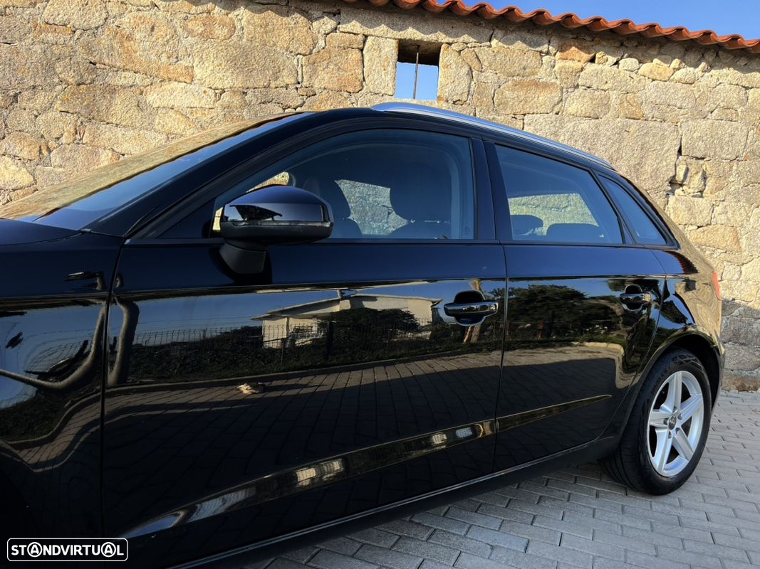 Audi A3 Sportback 1.6 TDI Design - 11