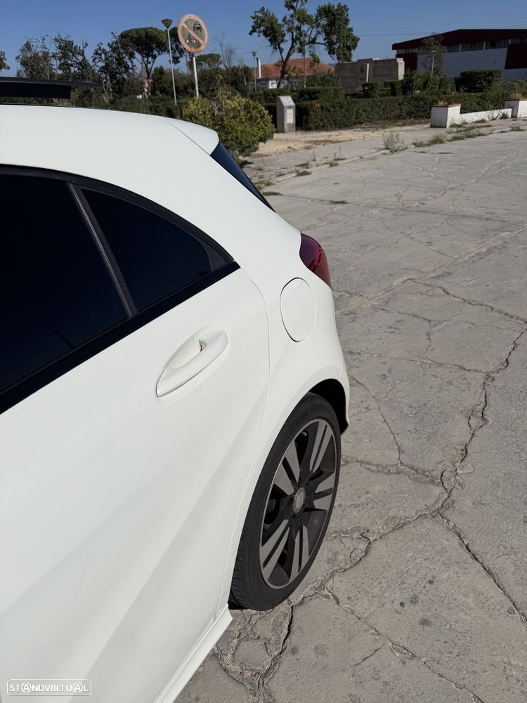 Mercedes-Benz A 200 d Urban - 8