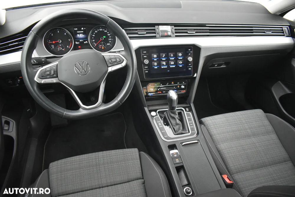 Volkswagen Passat 2.0 TDI DSG Comfortline - 16