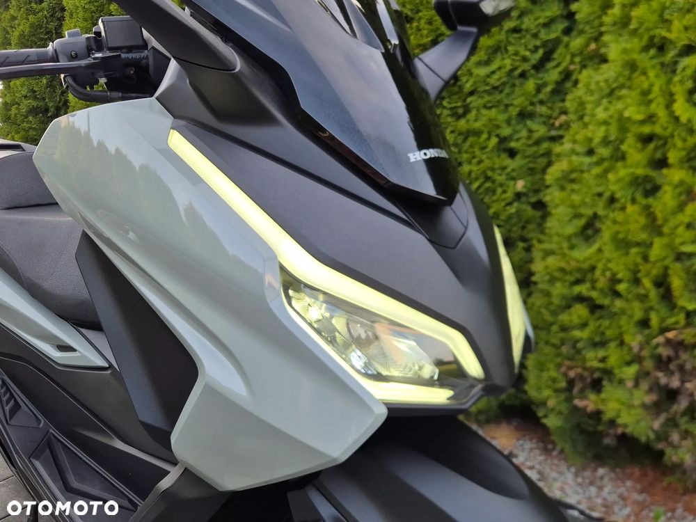 Honda NSS - 8