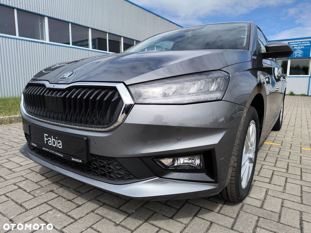 Skoda Fabia 1.5 TSI Drive DSG - 32