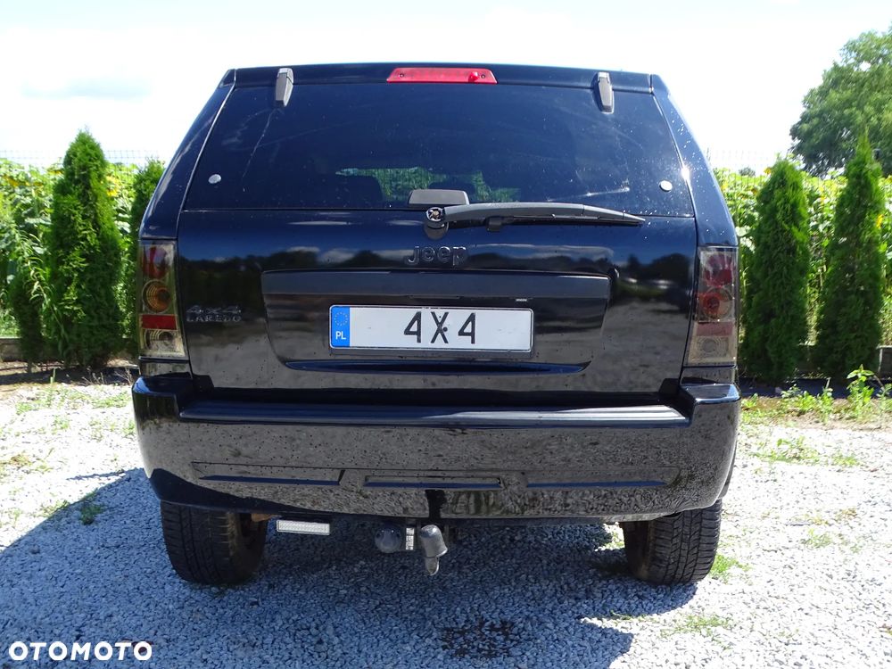 Jeep Grand Cherokee - 22