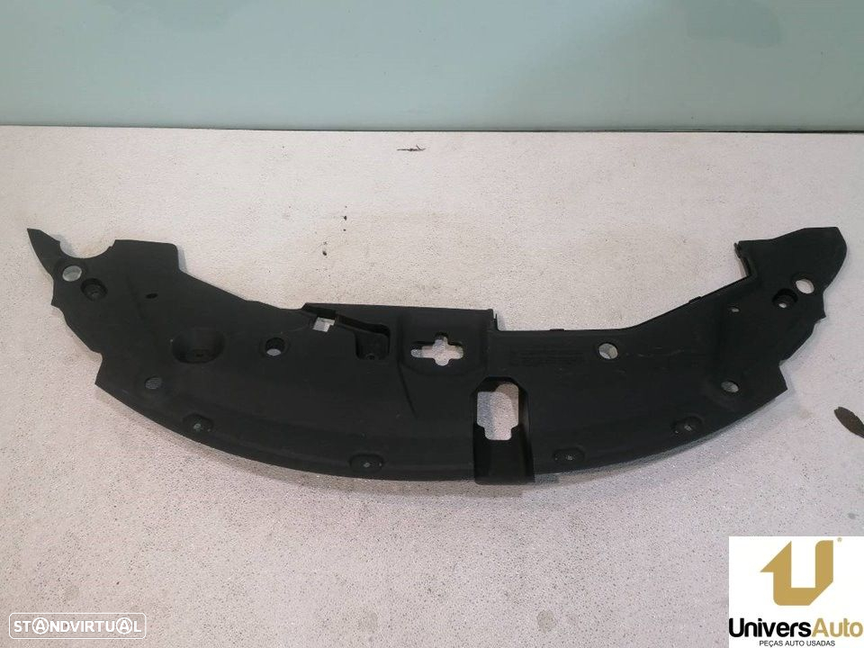 MOLDURA TOYOTA AVENSIS SEDAN 2009 - - 2