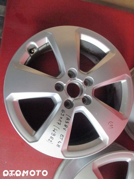 AUDI A3 ALUFELGA ALUS R17 8V0601025C - 2