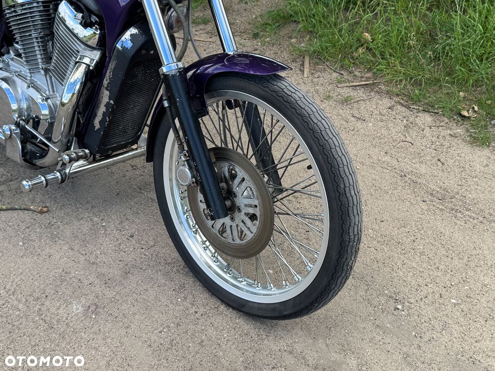 Suzuki Intruder - 6