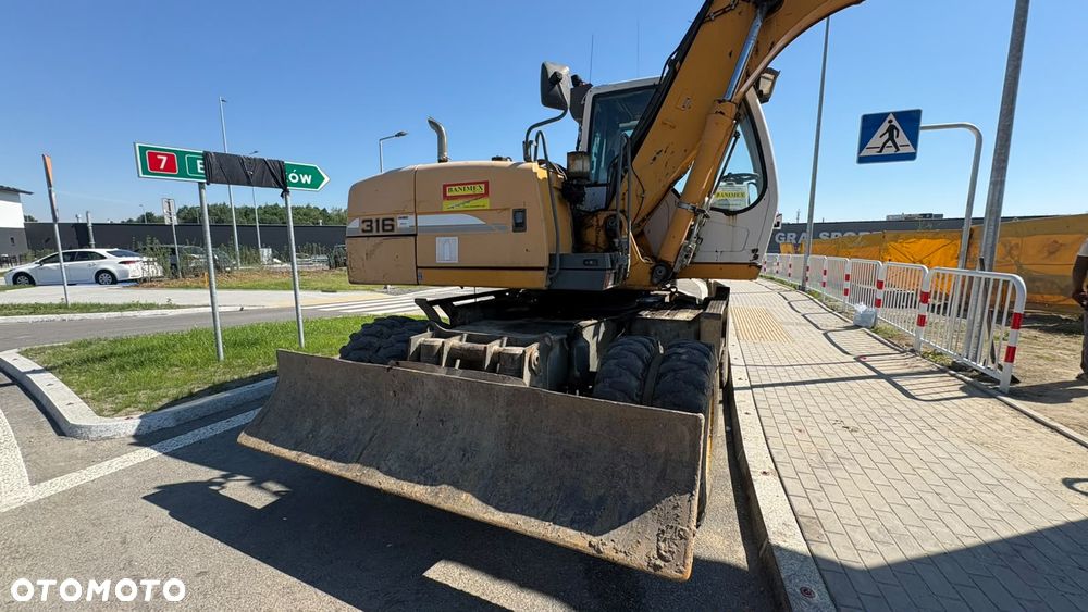 Liebherr A316 - 5