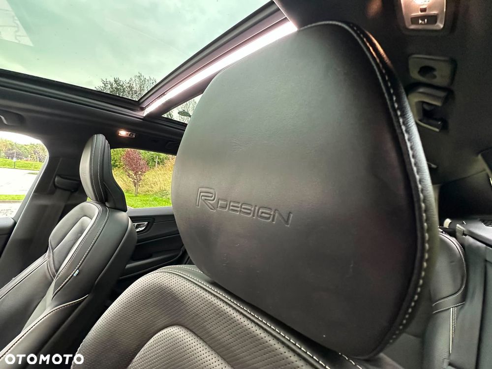 Volvo XC 60 D5 AWD R-Design - 20
