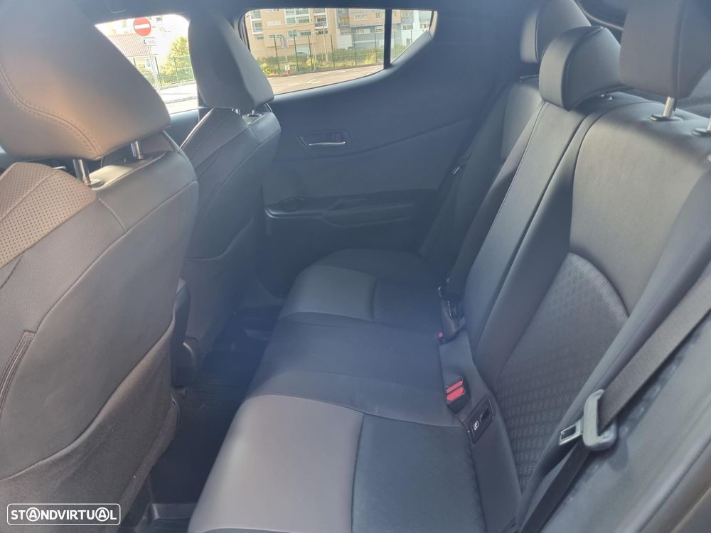 Toyota C-HR 1.8 Hybrid Exclusive+P.Luxury - 12