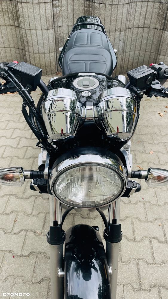 Yamaha XJR - 3