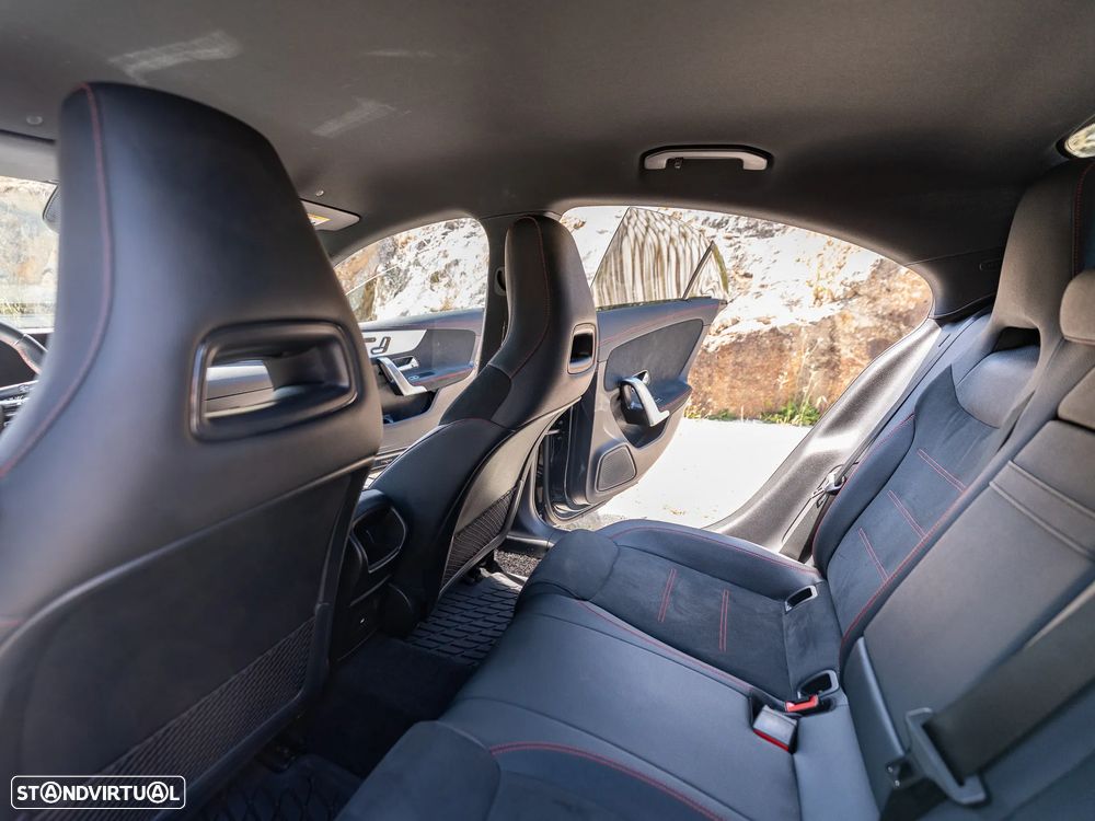 Mercedes-Benz CLA 250 e AMG Line - 5