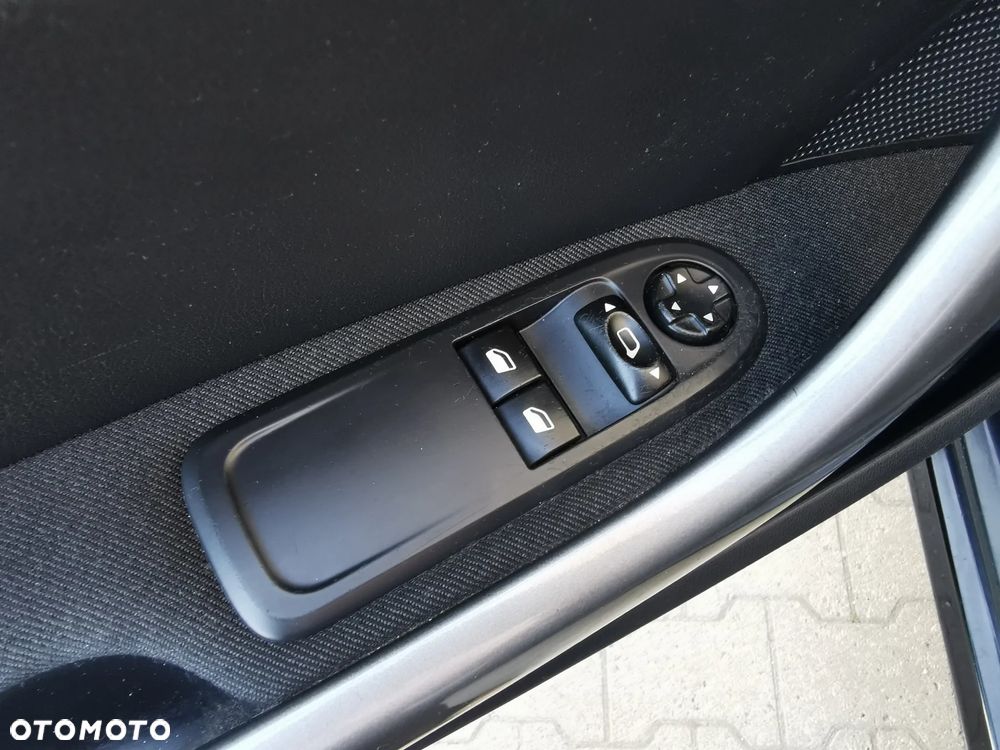 Peugeot 308 95 VTi Tendance - 20