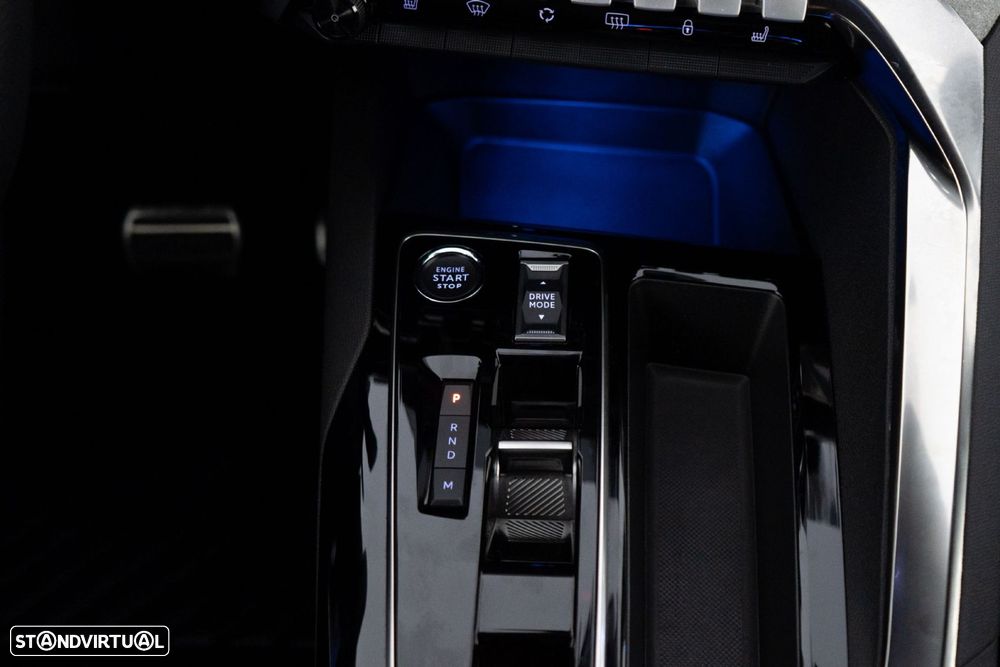 Peugeot 5008 1.2 Hybrid GT e-DCS6 - 29