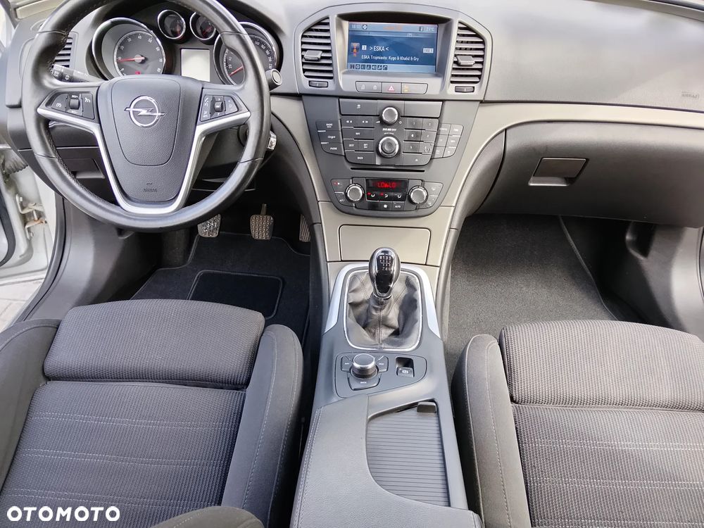 Opel Insignia 1.8 - 19