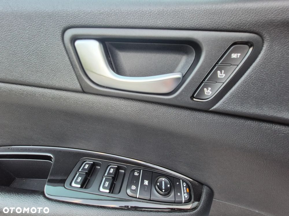 Kia Optima Plug-in Hybrid - 31
