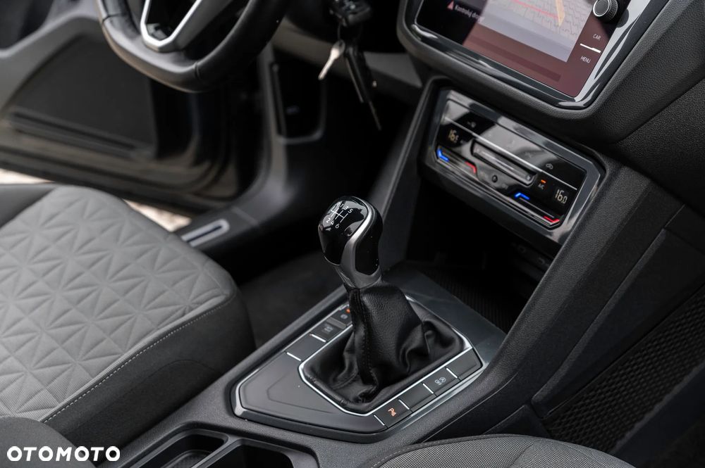 Volkswagen Tiguan 2.0 TDI SCR ACTIVE - 24