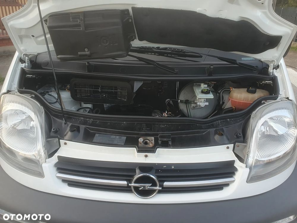 Opel Vivaro - 26