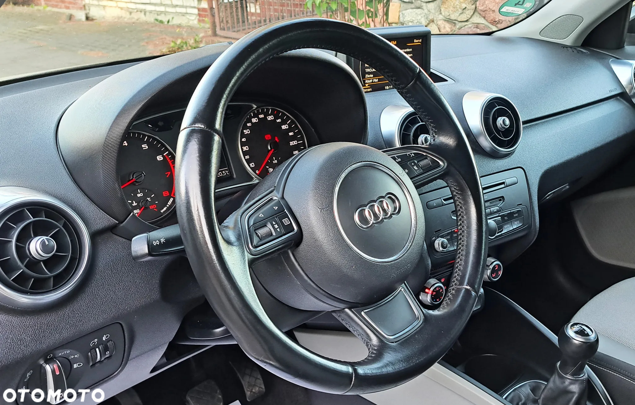 Audi A1 1.2 TFSI Sportback Attraction - 23