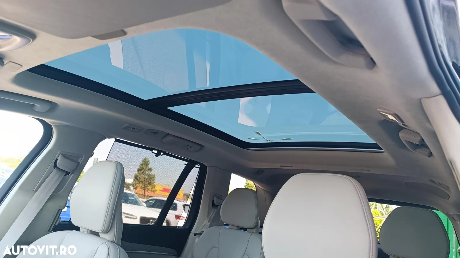Volvo XC 90 - 36