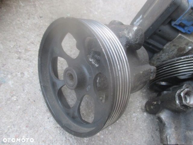 RENAULT LAGUNA II 2 POMPA WSPOMAGANIA 1.8 16V - 1