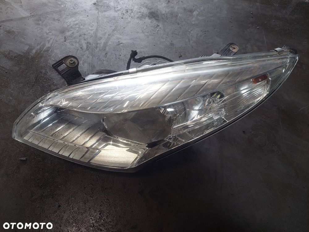 BŁOTNIK LEWY PRZÓD + LAMPA LEWY PRZÓD MEGANE III NV676 EU EUROPA ID: 237004 - 2