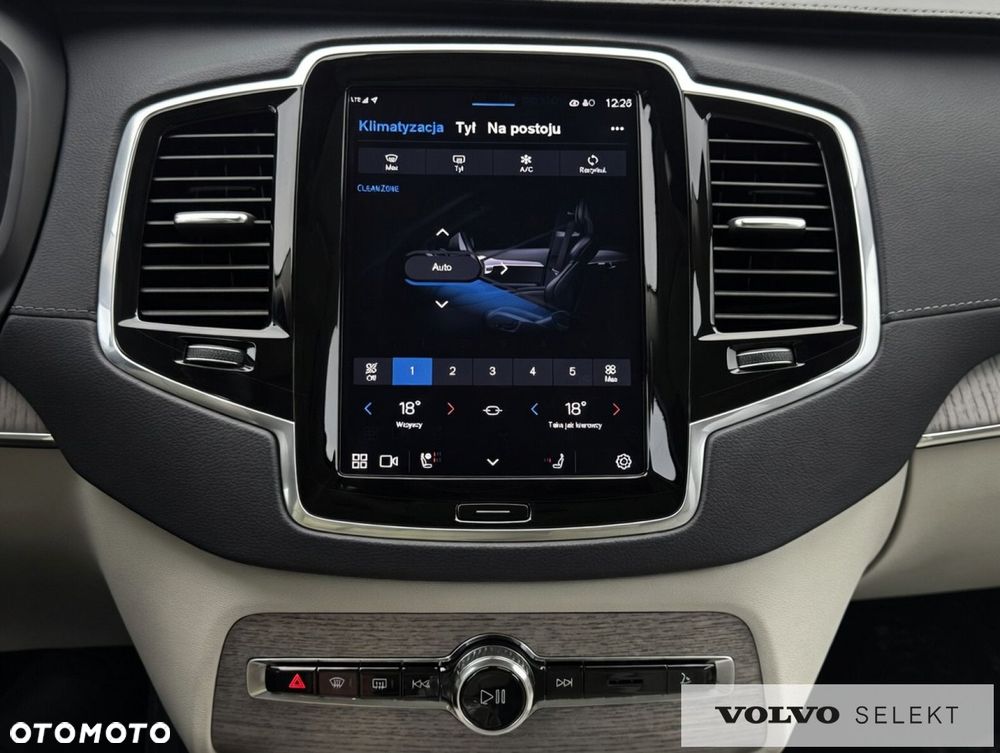 Volvo XC 90 - 18