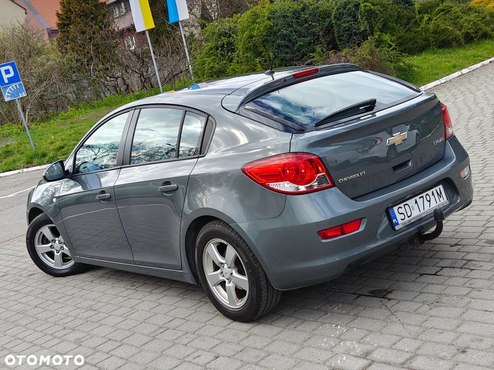 Chevrolet Cruze 1.6 LT - 2
