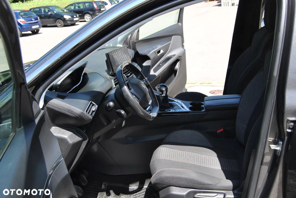 Peugeot 3008 BlueHDi 130 Stop & Start Active Business-Paket - 20